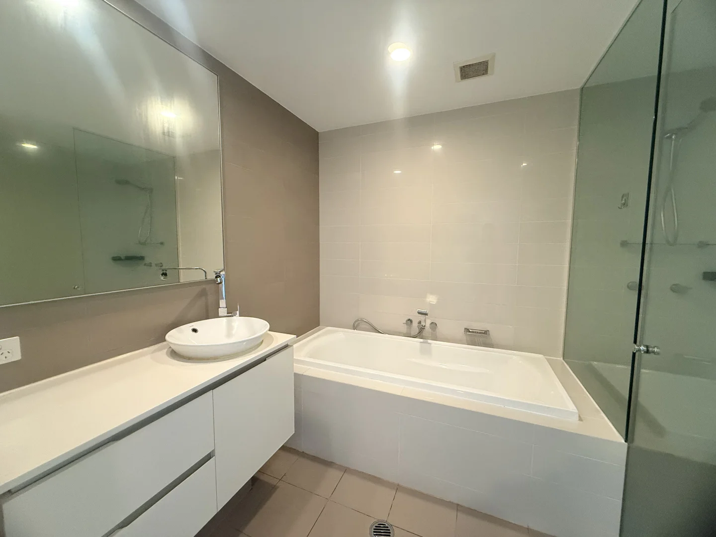 Additional image 10 of 802/19 Shoreline Drive, Rhodes NSW 2138