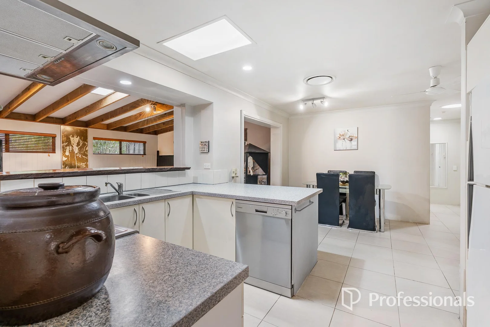 Additional image 8 of 655 Katharine Street, Bellevue WA 6056