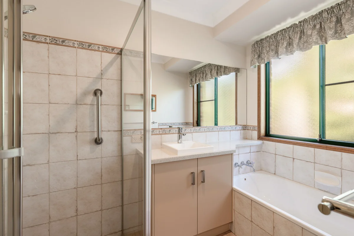 Additional image 13 of 27 Dandelion Drive, Middle Ridge QLD 4350