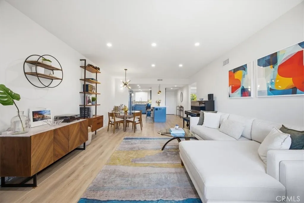 Additional image 33 of 215 W Palm Avenue Unit 301, El Segundo, CA 90245