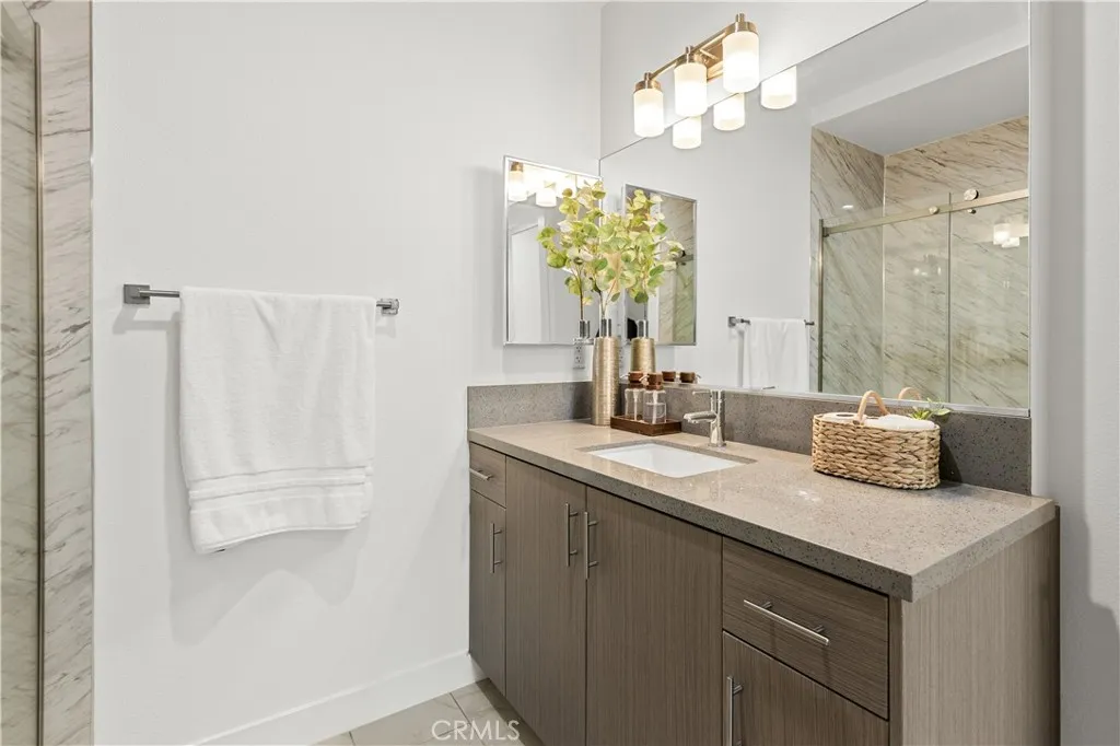 Additional image 20 of 168 S Monterey Street Unit 205, Alhambra, CA 91801