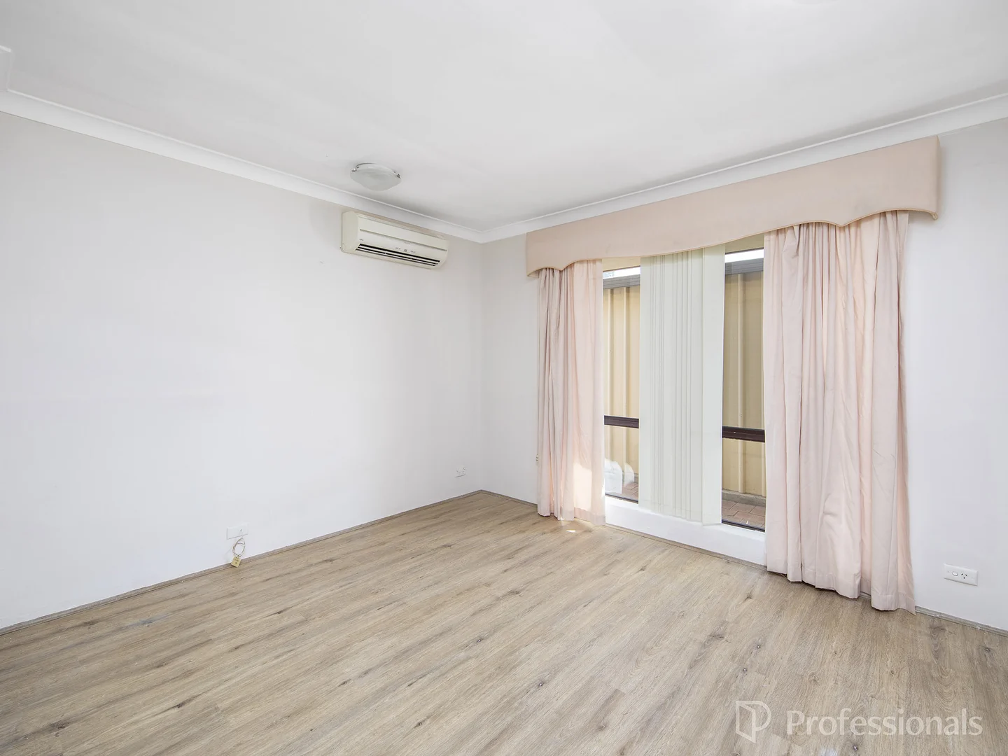 Additional image 18 of 19 Bresnaham Place, Marangaroo WA 6064