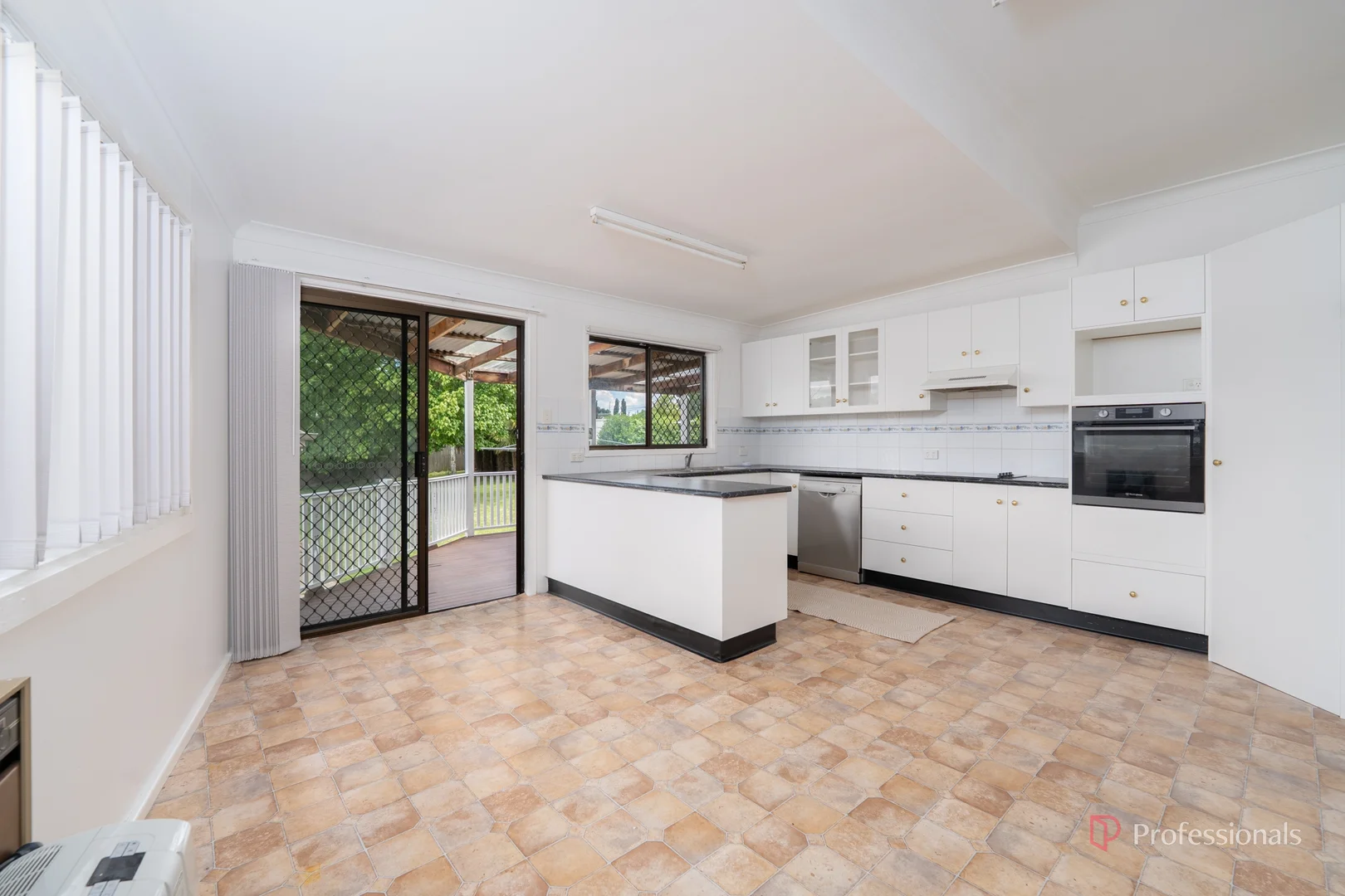 Additional image 2 of 62 Jeffrey Street, Armidale NSW 2350