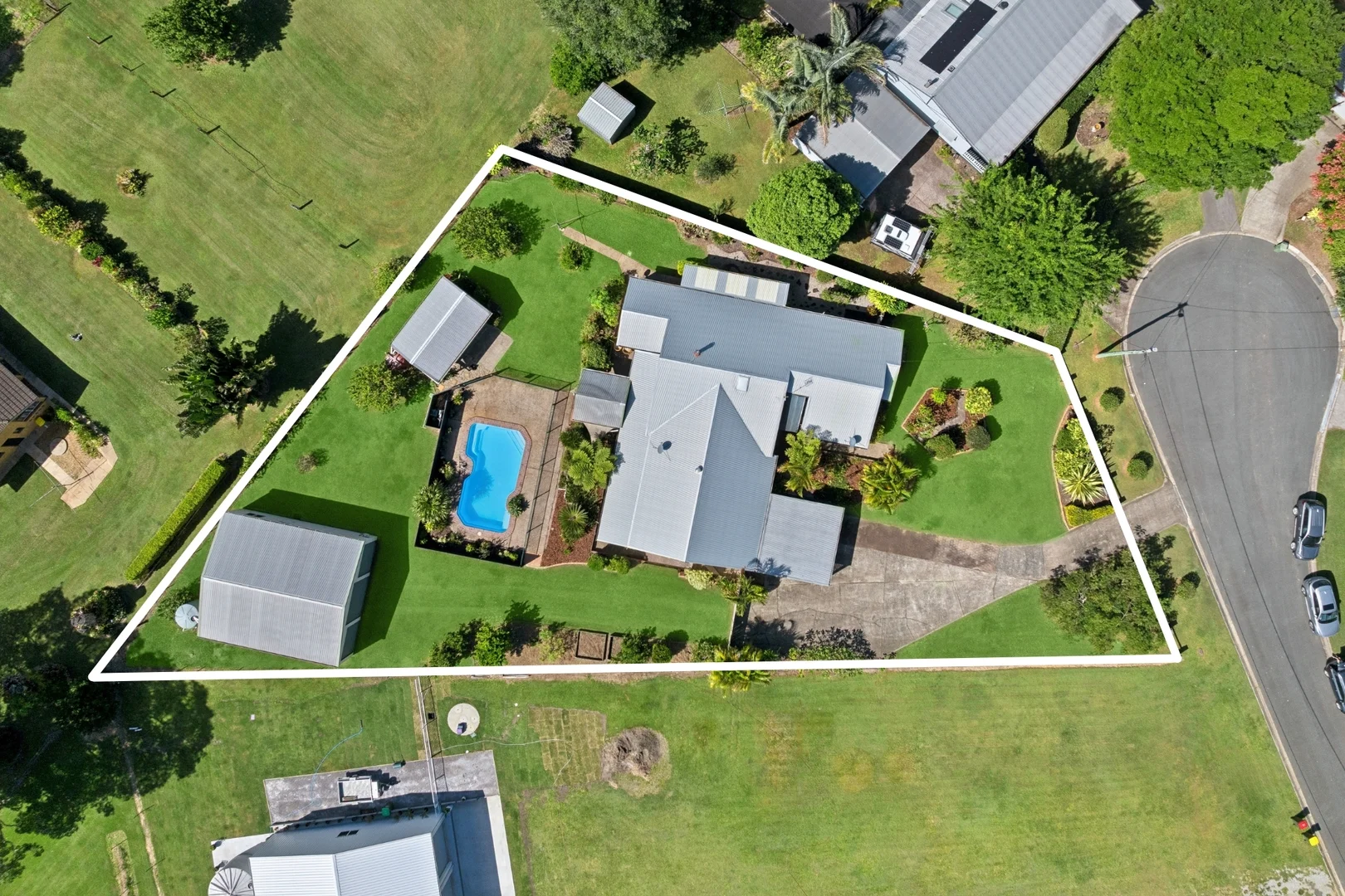 Additional image 13 of 4 Heilig Court, Glass House Mountains QLD 4518