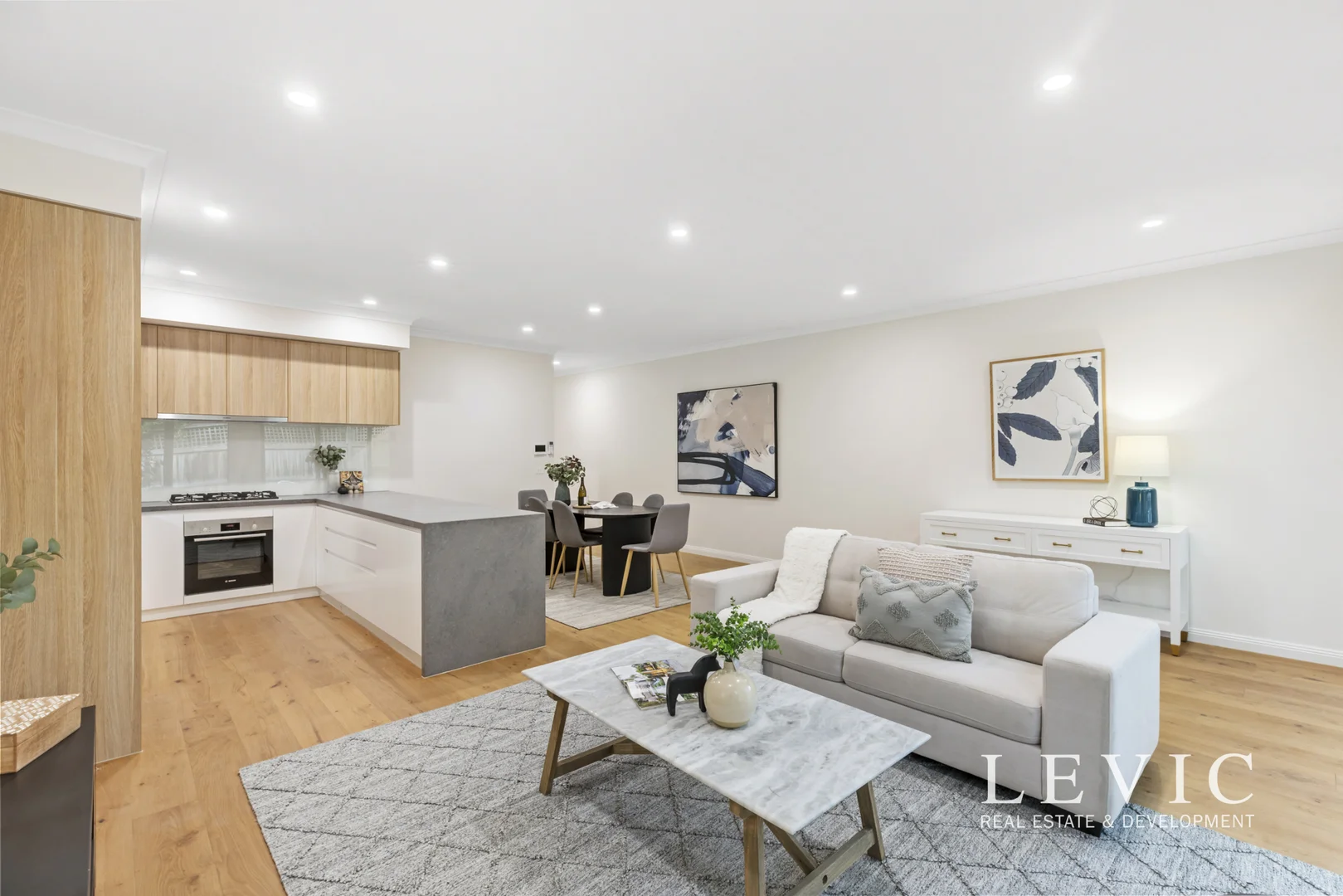 Additional image 8 of 2/108 Brunswick Road, Mitcham VIC 3132