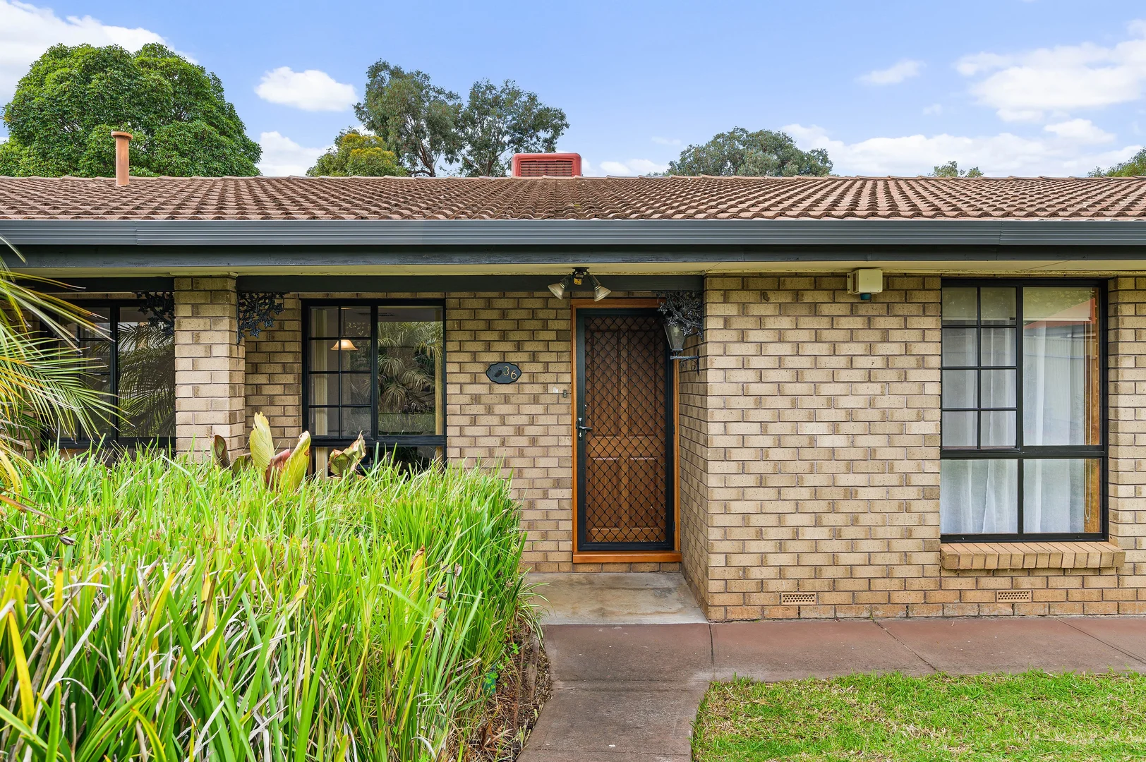 36 Madeira Drive, Morphett Vale SA 5162 photo 2