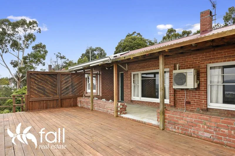 17 Benjafield Terrace, Mount Stuart TAS 7000