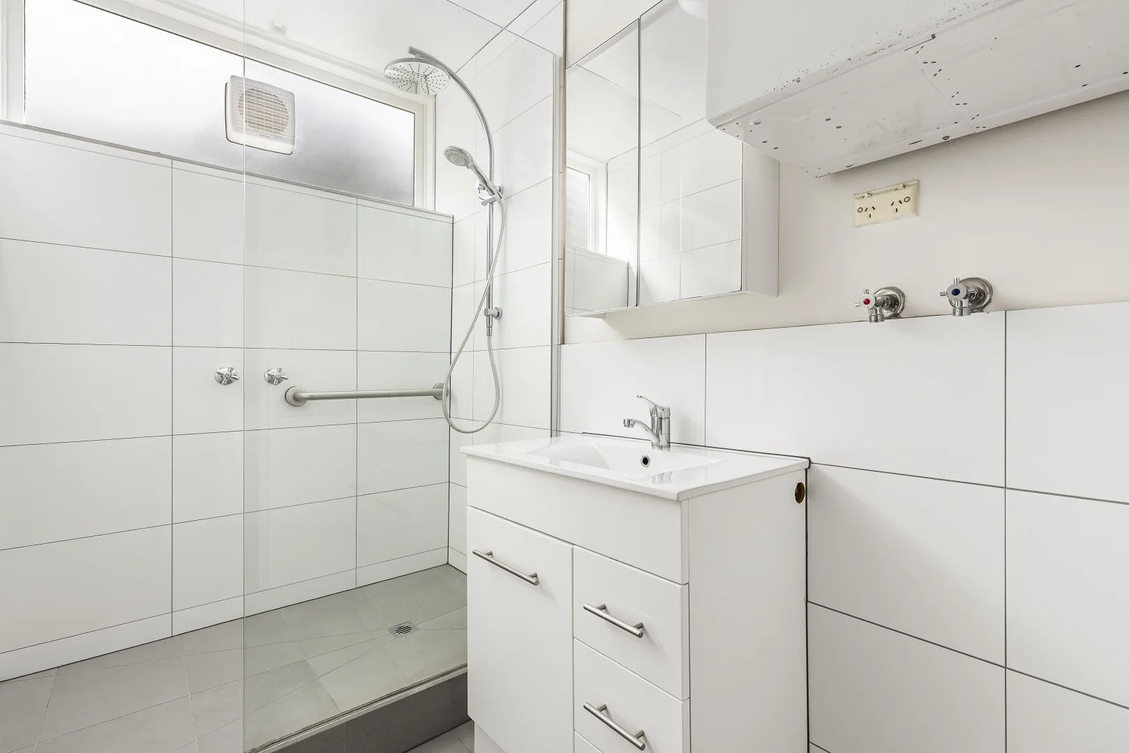 Additional image 5 of 4/240 Domain Road, South Yarra VIC 3141