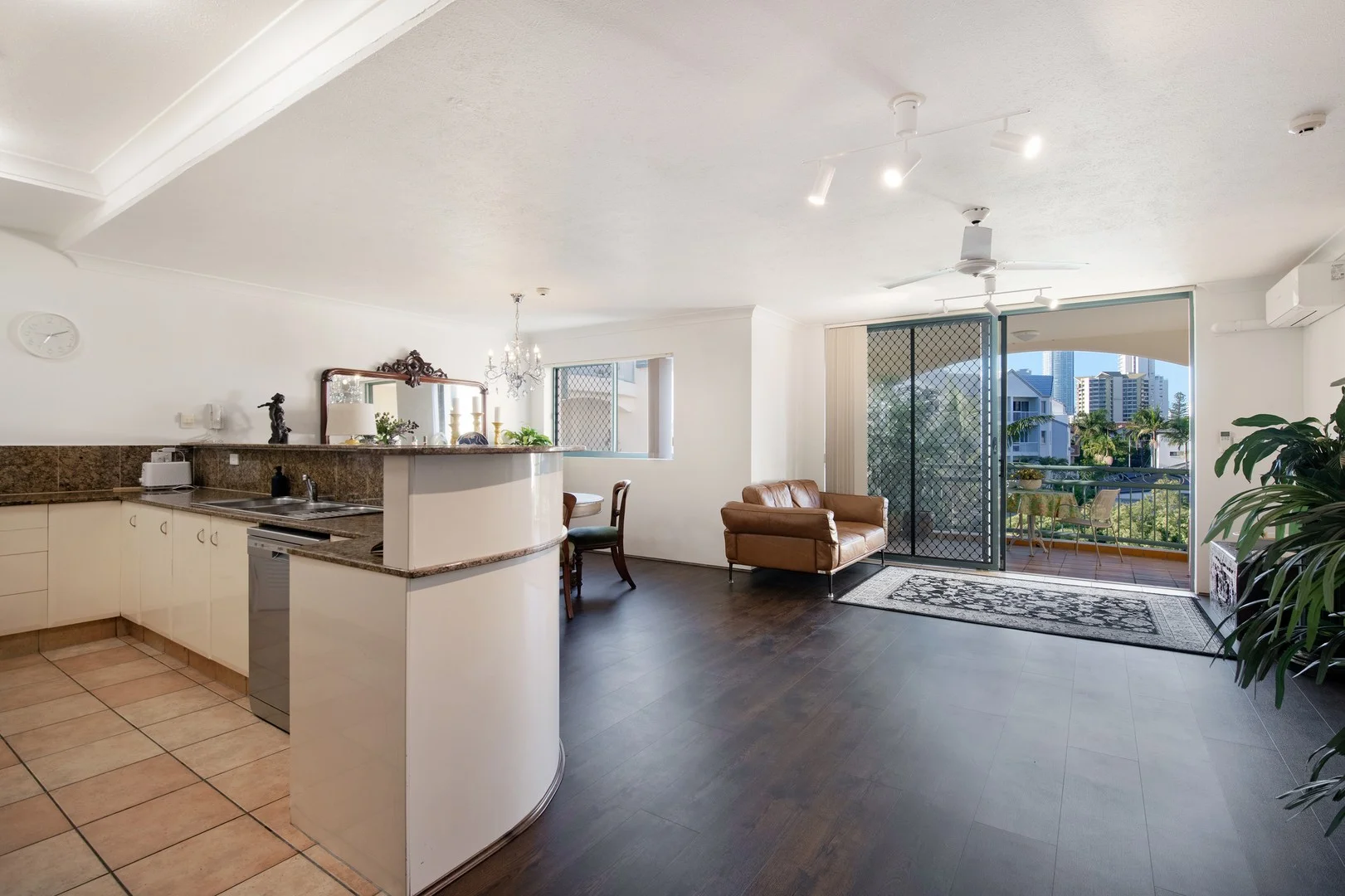 21/12 Monte Carlo Avenue, Surfers Paradise QLD 4217