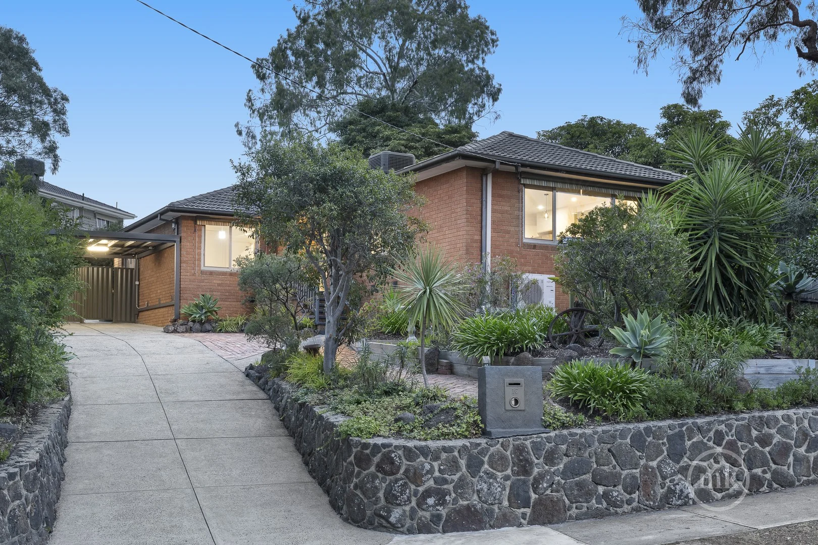 16 Amaroo Way, Yallambie VIC 3085