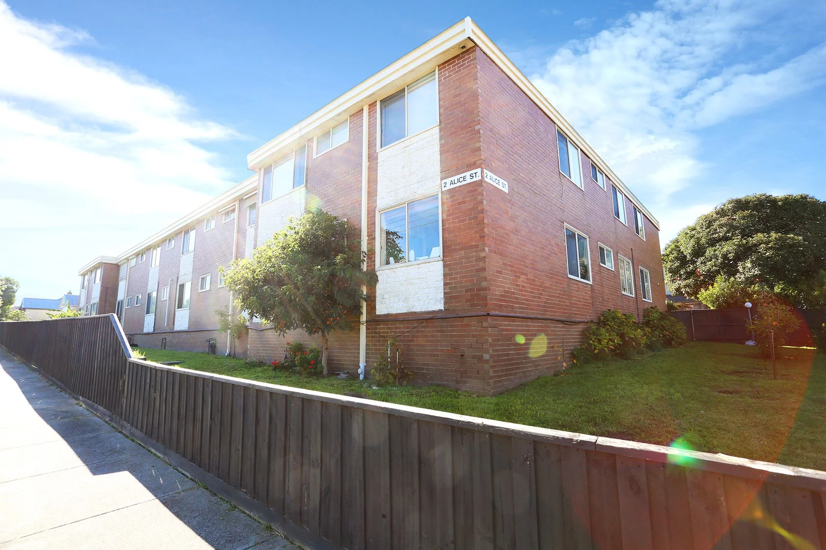 18/2 Alice Street, Coburg VIC 3058