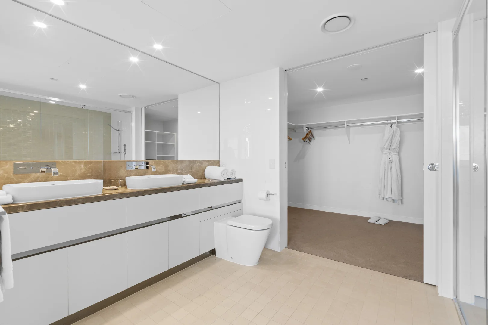 Additional image 22 of 4404/4 The Esplanade, Surfers Paradise QLD 4217