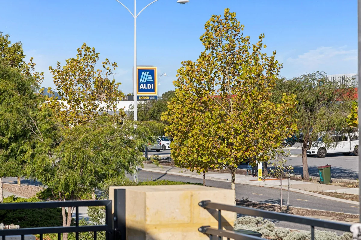 Additional image 30 of 40 Jewel Way, Banksia Grove WA 6031