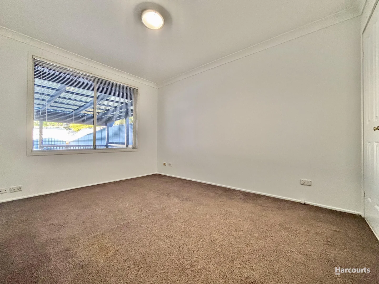 Additional image 5 of 1/40 Francisco Crescent, Rosemeadow NSW 2560