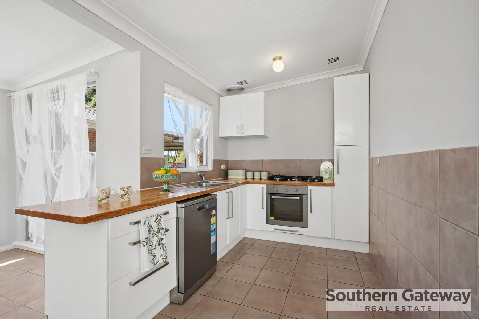 Additional image 23 of 18 Nathaniel Way, Orelia WA 6167