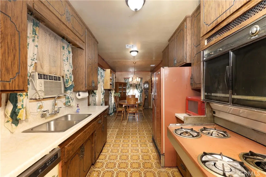 Additional image 10 of 8548 Paramount Boulevard, Downey, CA 90240