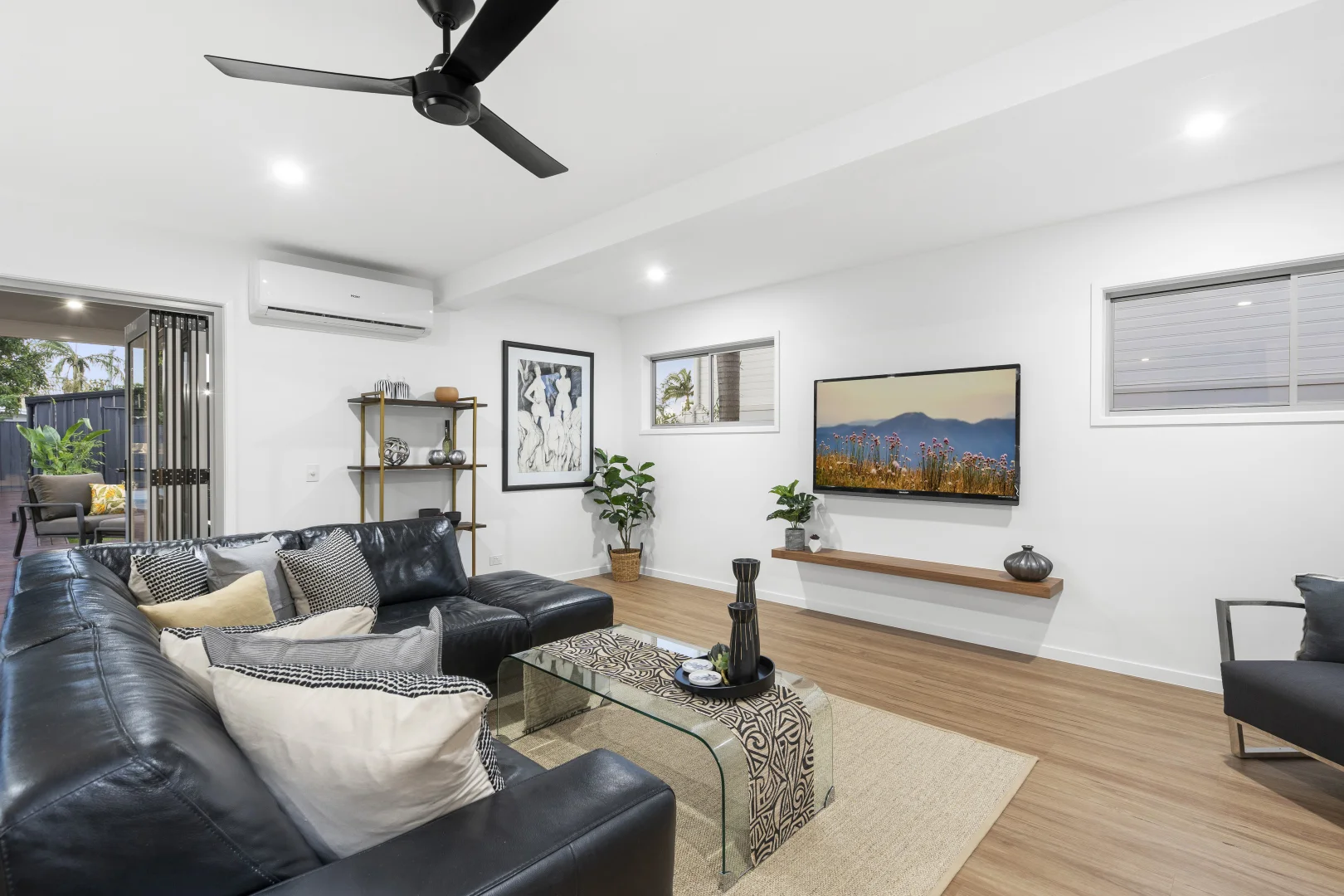 Additional image 4 of 12 Reynolds Avenue, Labrador QLD 4215
