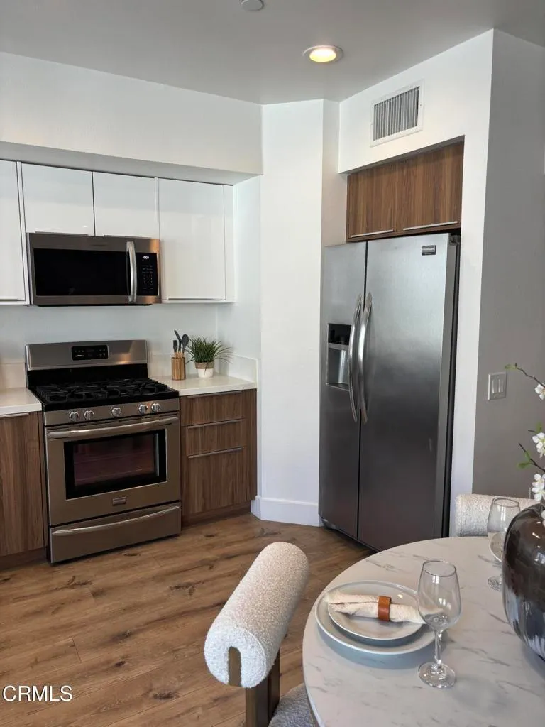 Additional image 37 of 239 S Marengo Avenue Unit 201, Pasadena, CA 91101