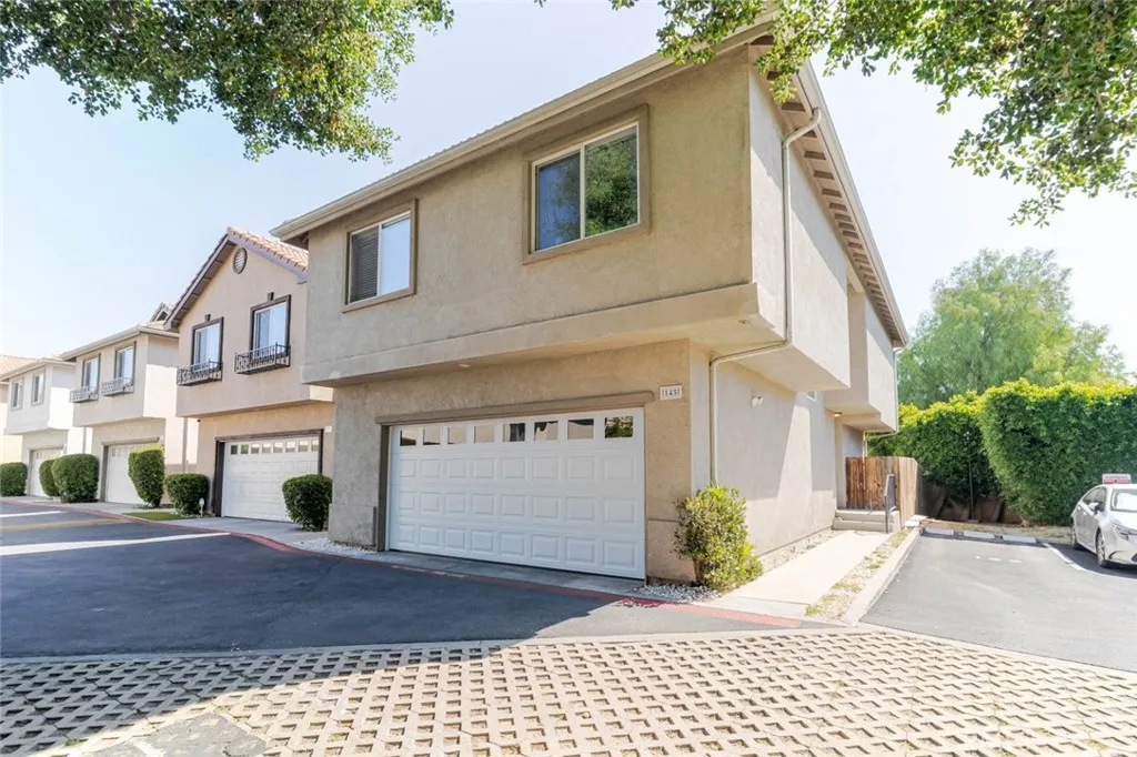 8554 Burnet Avenue Unit 145, North Hills, CA 91343