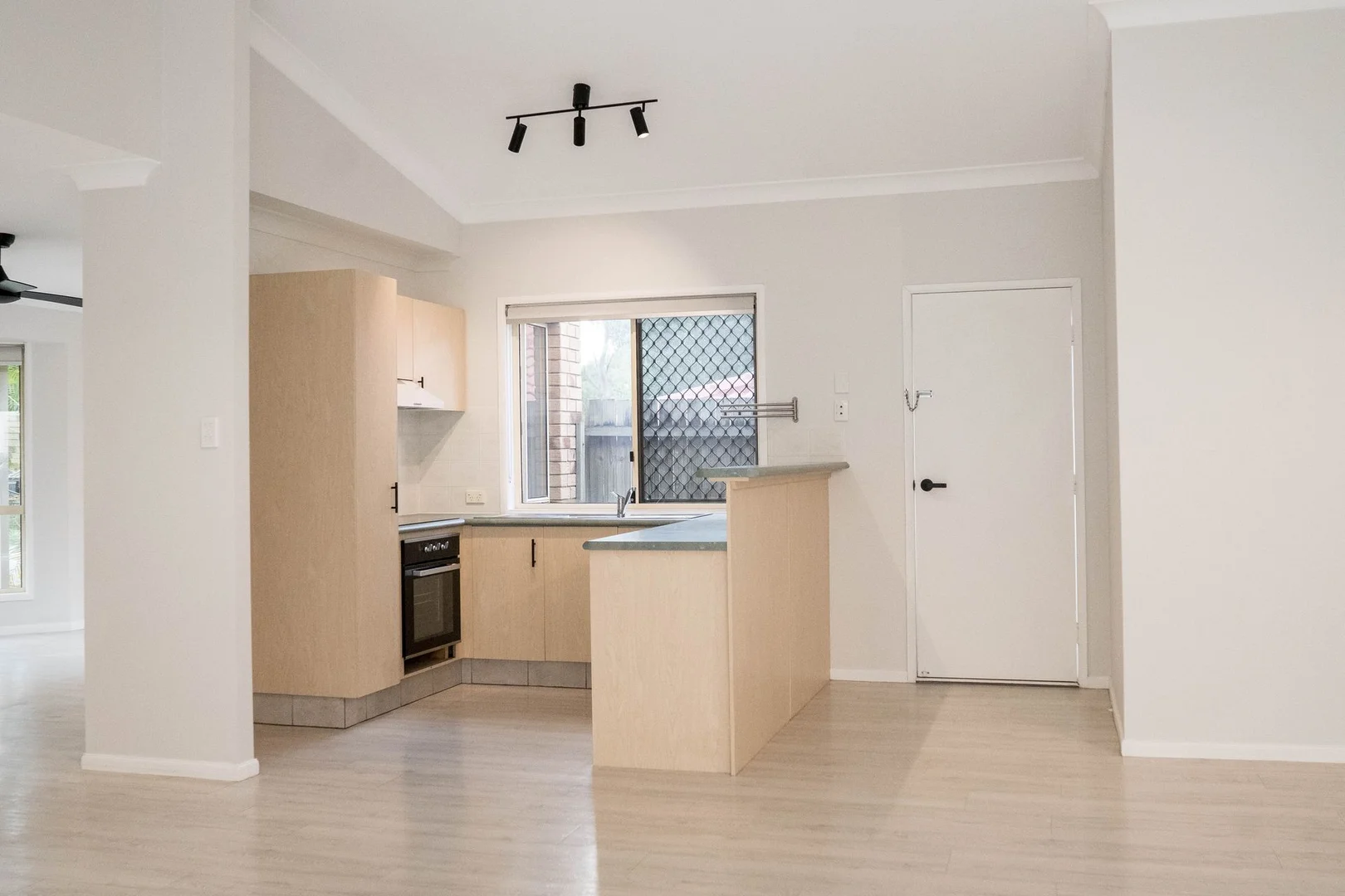 Additional image 3 of 7 Thornton Cl, Forest Lake QLD 4078