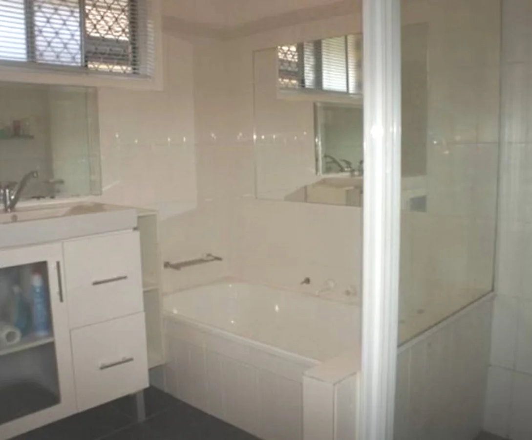 Additional image 6 of Room 3/217 Central Street, Labrador QLD 4215