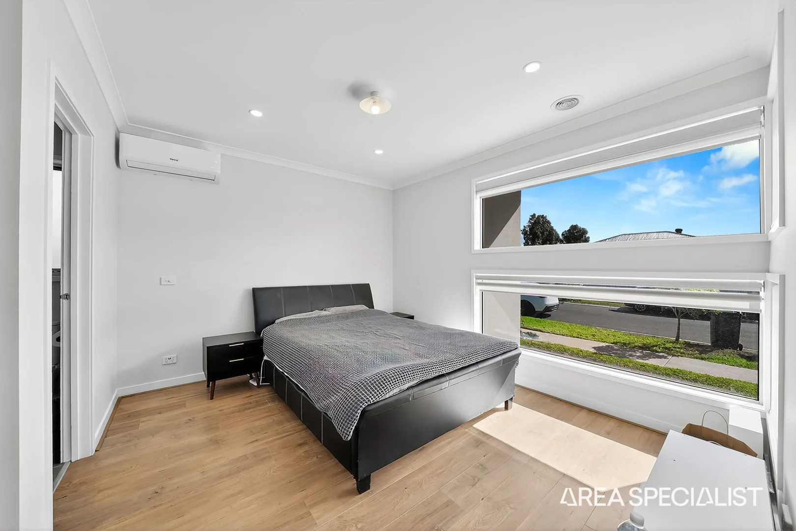Additional image 2 of 37 Moroka Avenue, Weir Views VIC 3338