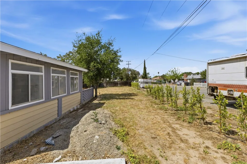 Additional image 100 of 26917 Yale St, Hemet, CA 92544