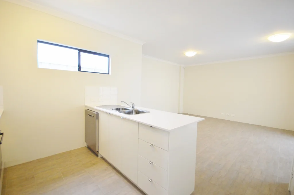 Additional image 3 of 20 Gowrie Approach, Canning Vale WA 6155