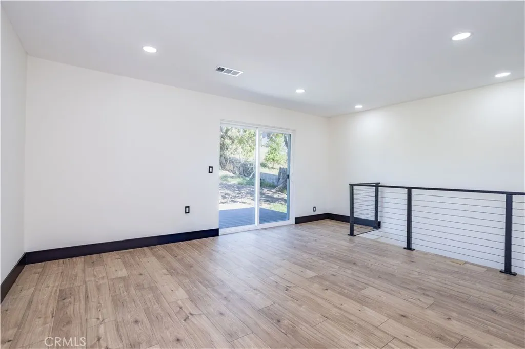 Additional image 4 of 42640 Ranch Club Rd, Lake Hughes, CA 93532