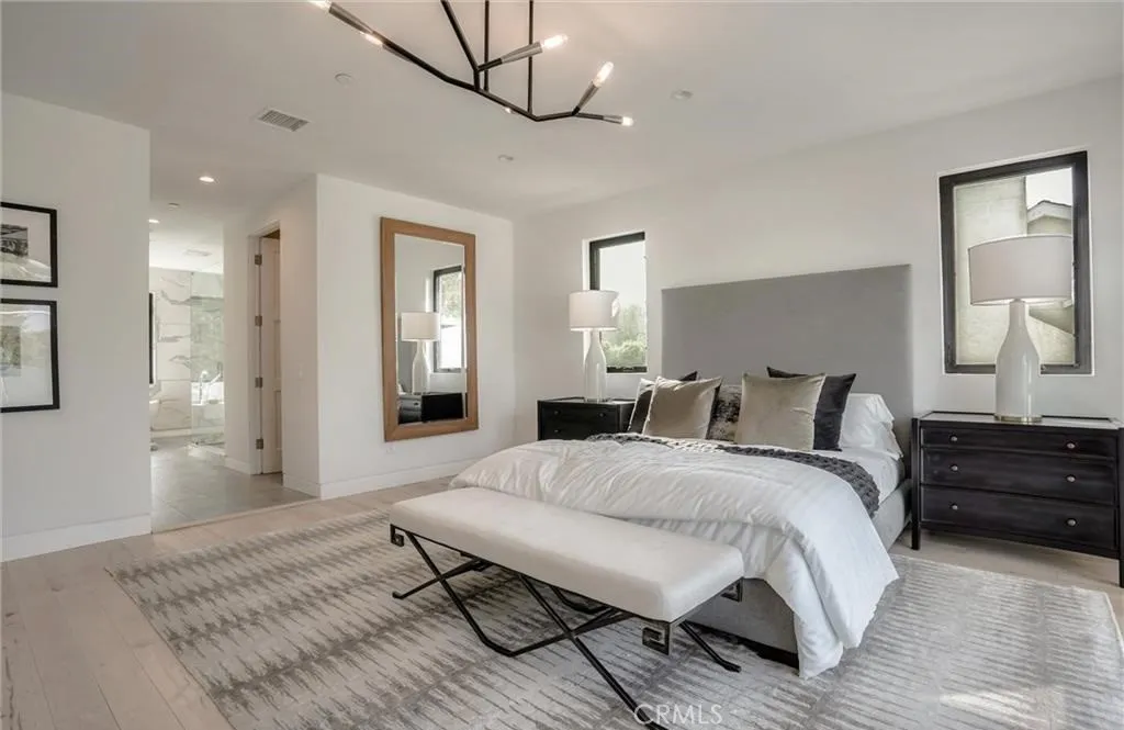 Additional image 36 of 15926 Morrison St, Encino, CA 91436