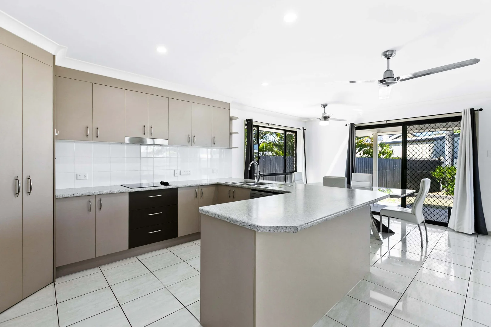 Additional image 3 of 2/22 Northshore Ave, Toogoom QLD 4655
