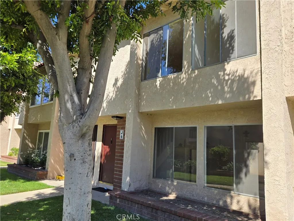 Additional image 38 of 700 W La Veta Ave Unit J6, Orange, CA 92868