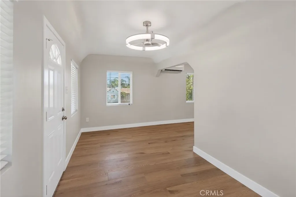 Additional image 12 of 410 W M Street, Colton, CA 92324