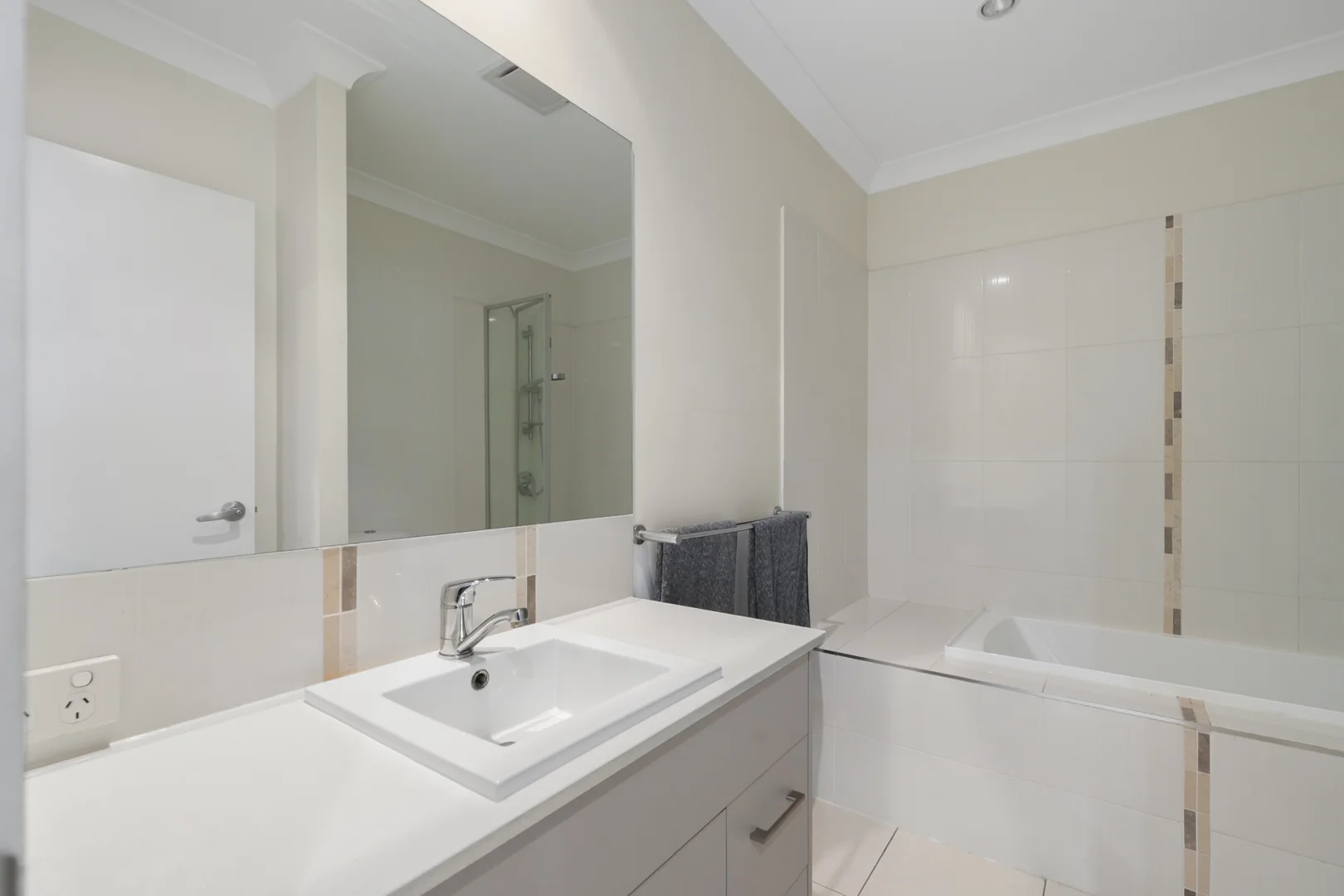 Additional image 11 of 7/26 Careel Close, Helensvale QLD 4212