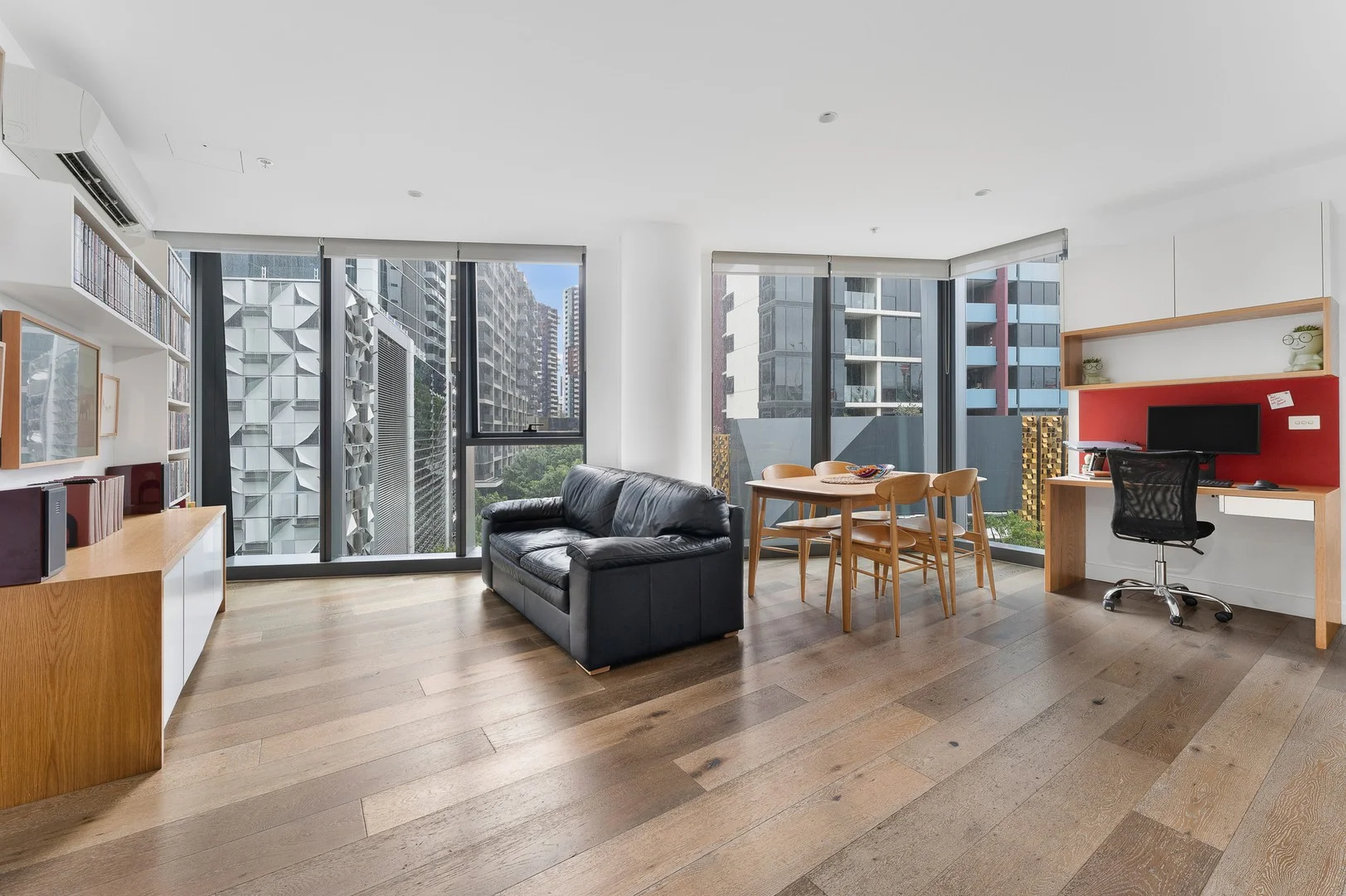 513/15 Doepel Way, Docklands VIC 3008