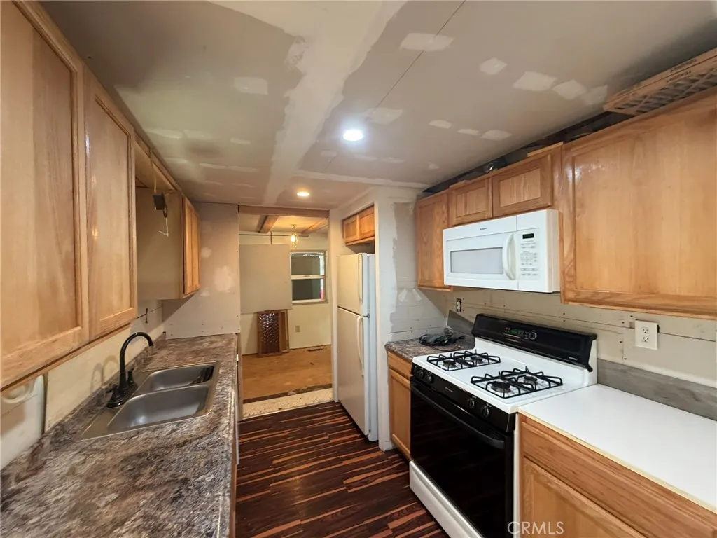 Additional image 50 of 123 Henshaw Avenue Unit 3, Chico, CA 95973