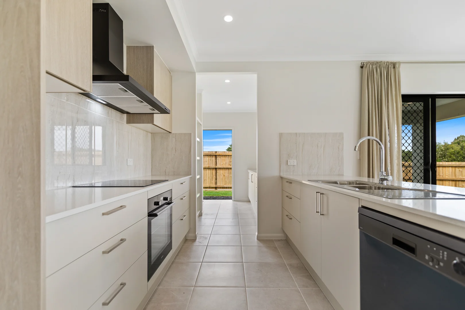 Additional image 6 of 50 Mungana Circuit, Smithfield QLD 4878