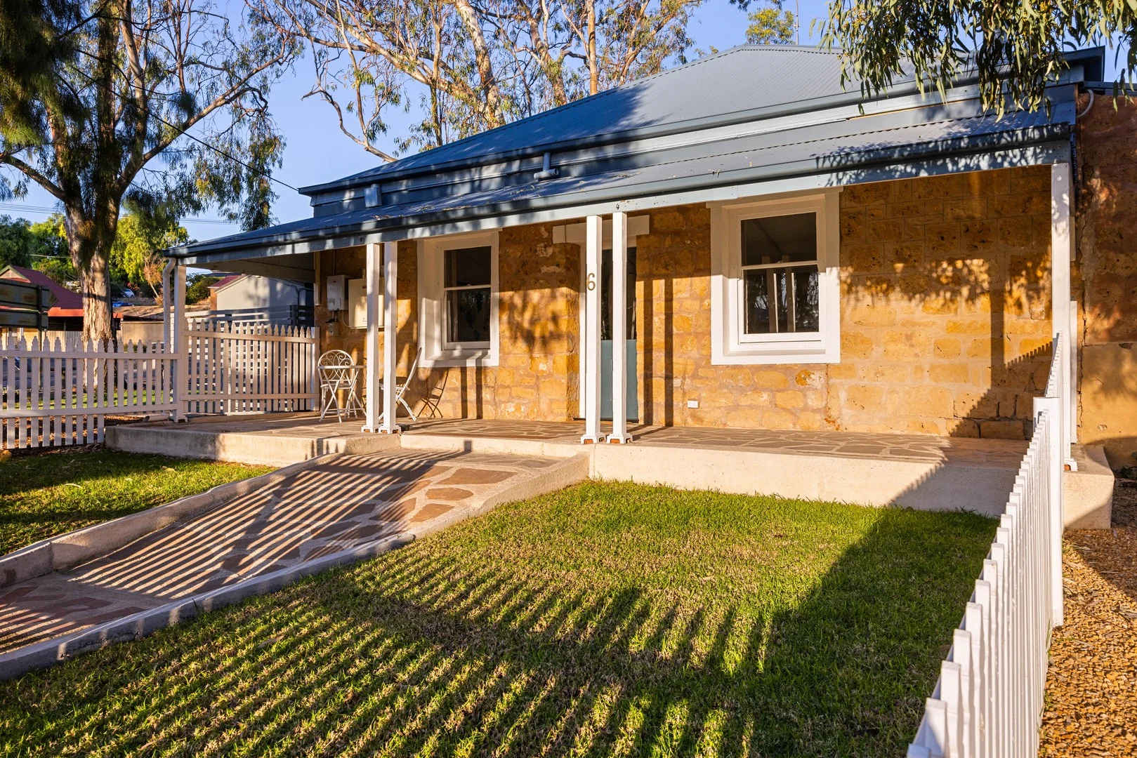 6 Victoria Street, Swan Reach SA 5354