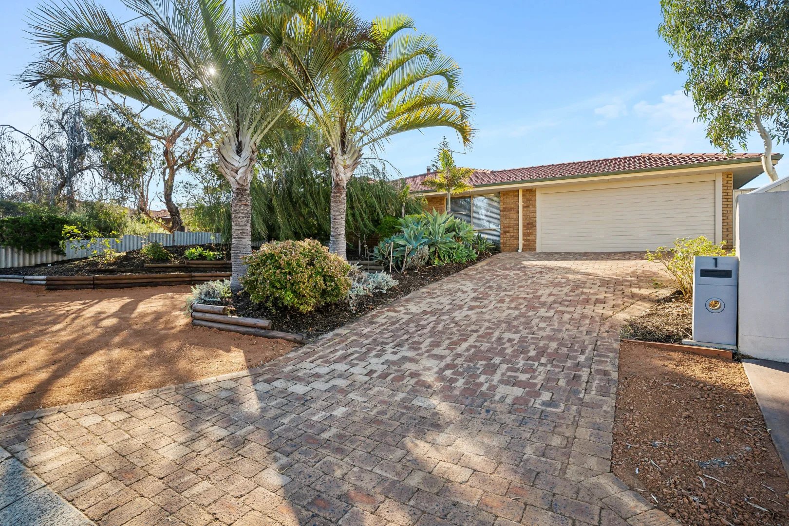 Additional image 4 of 1 Seaton Close, Halls Head WA 6210