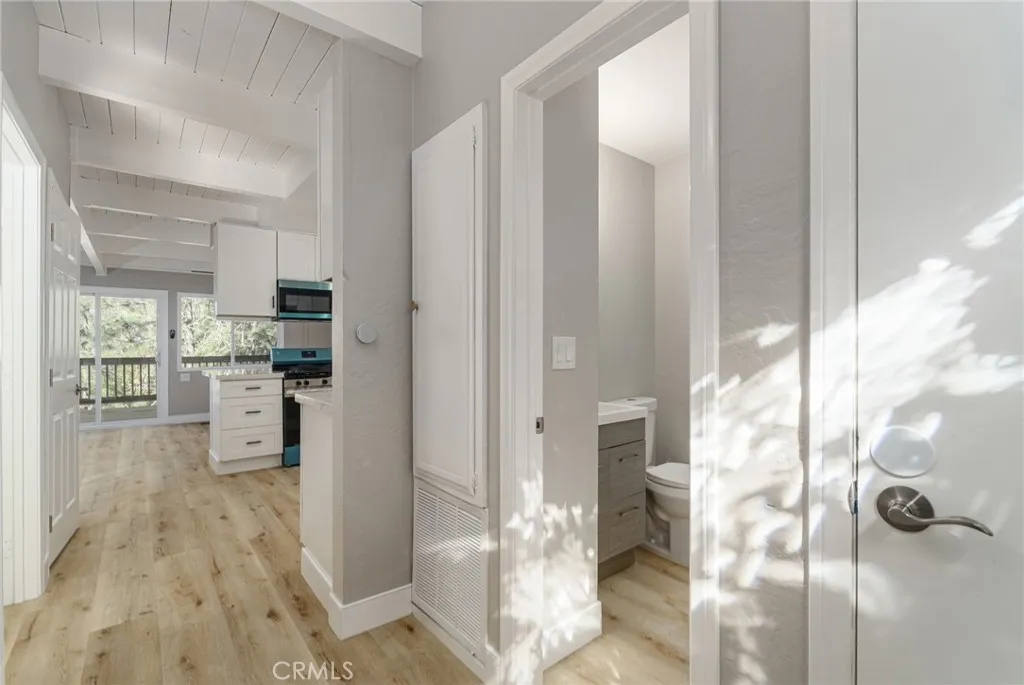 Additional image 20 of 1106 Grass Valley Road, Lake Arrowhead, CA 92352