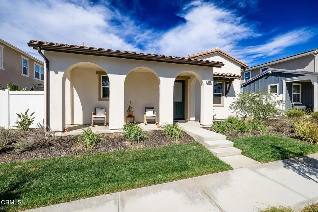 209 Murcott Avenue, Piru, CA 93040 photo 3