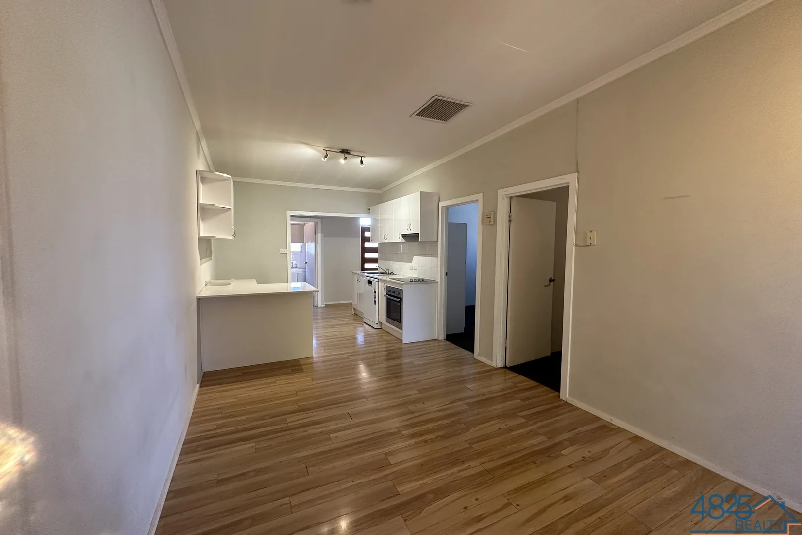Additional image 4 of 2/8 Alice Street, Mount Isa QLD 4825