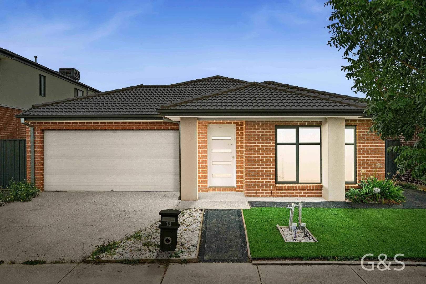 13 Brasilia Street, Strathtulloh VIC 3338