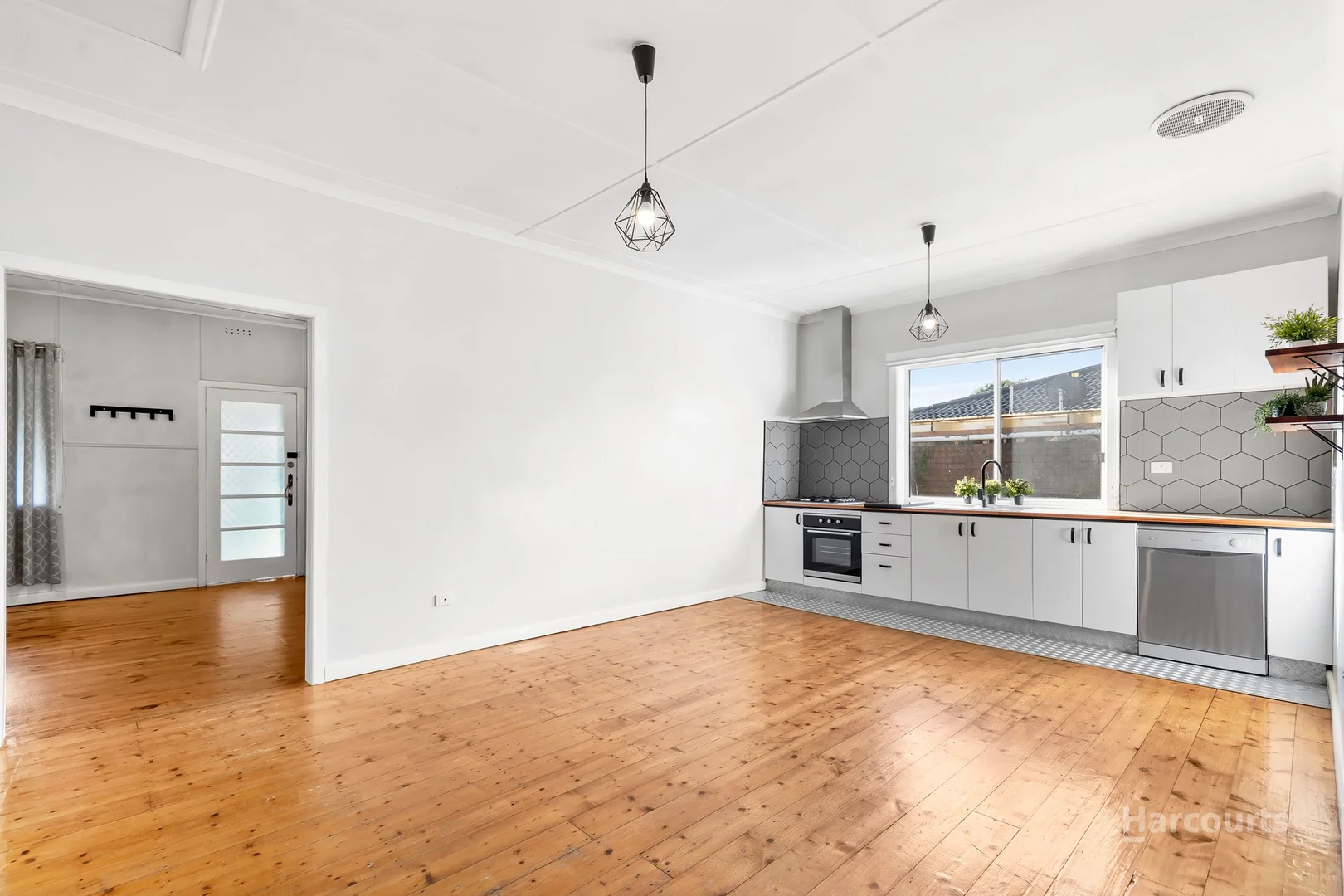 Additional image 3 of 18 Seaforth Street, North Shore VIC 3214