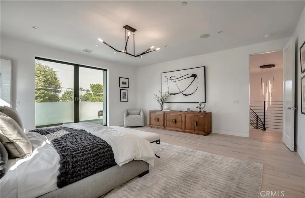 Additional image 38 of 15926 Morrison St, Encino, CA 91436