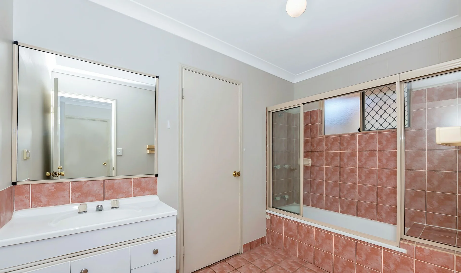 35 Templeton Crescent, Douglas QLD 4814 photo 4