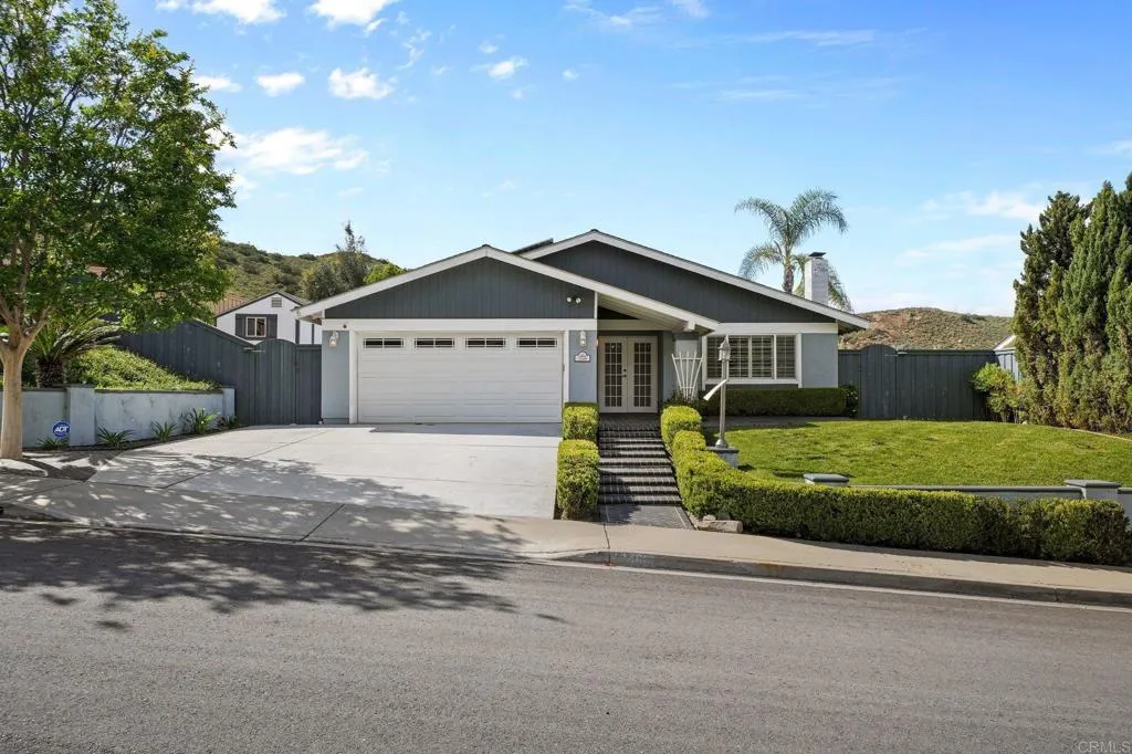 12468 Via Diego, Lakeside, CA 92040 photo 2