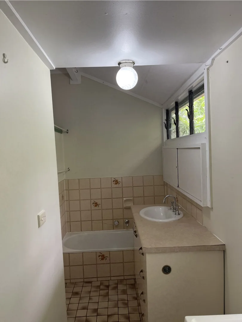 Additional image 12 of 5 Picaninni Close, Cannonvale QLD 4802