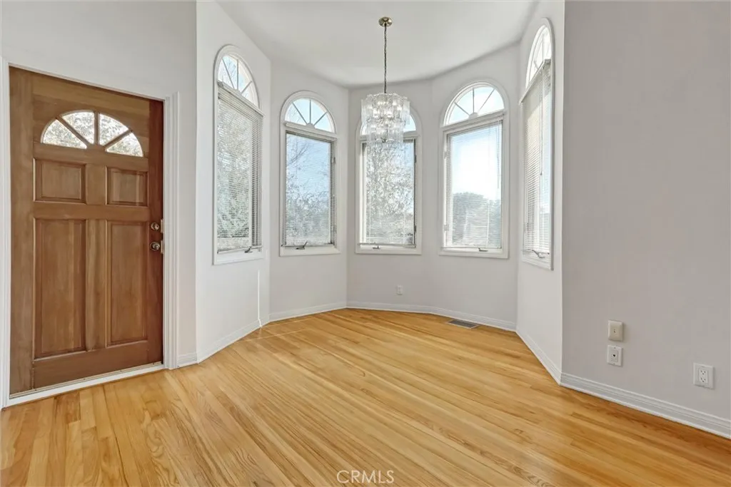 Additional image 74 of 12134 Lawler St, Los Angeles, CA 90066