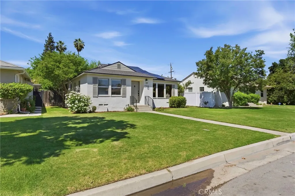 2715 Cedar St, Bakersfield, CA 93301 photo 5